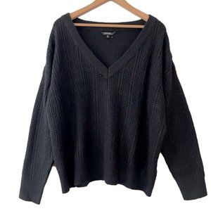 New George Black V-neck Sweater- Size XL (bin 1L)